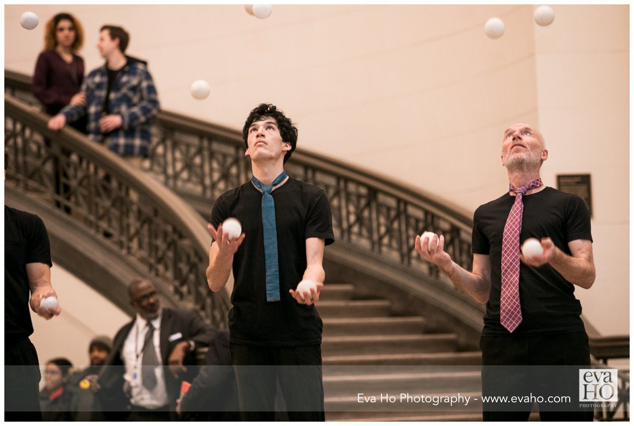 jugglers at Night of Ideas Field Museum